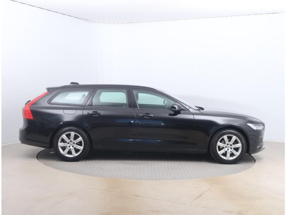 2017 Volvo V90 - 6