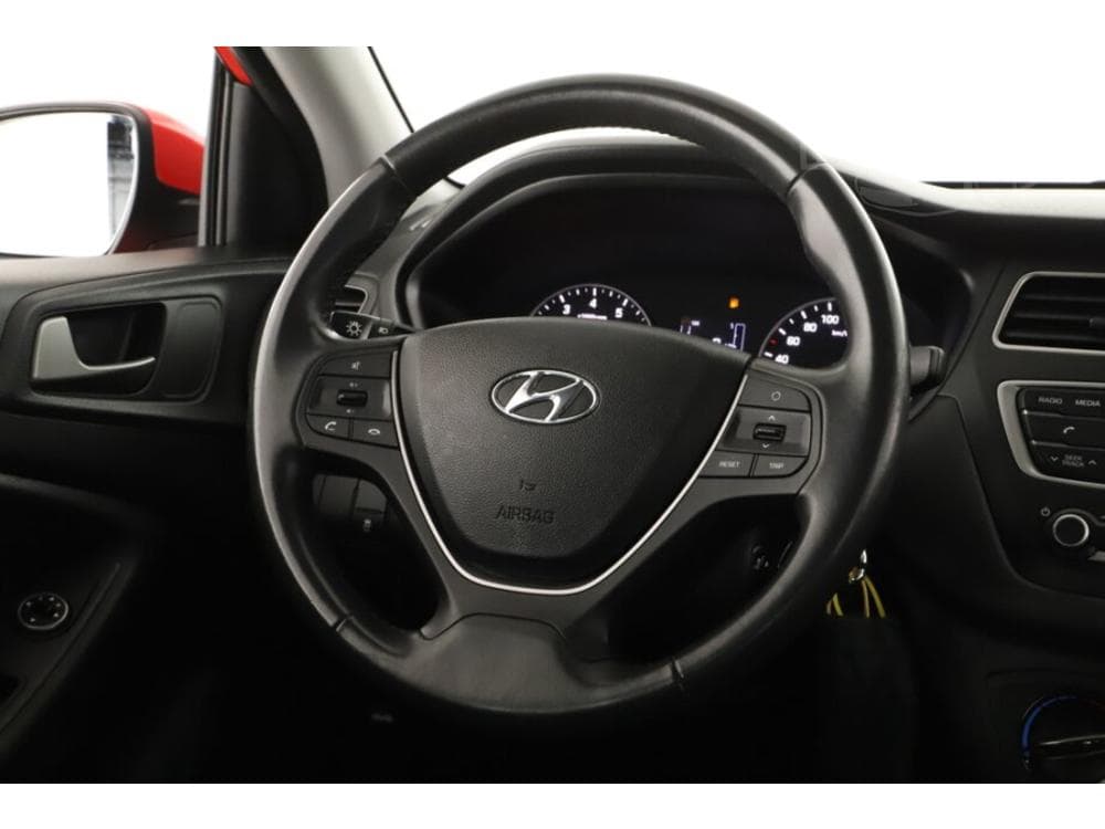 2019 Hyundai i20 - 8
