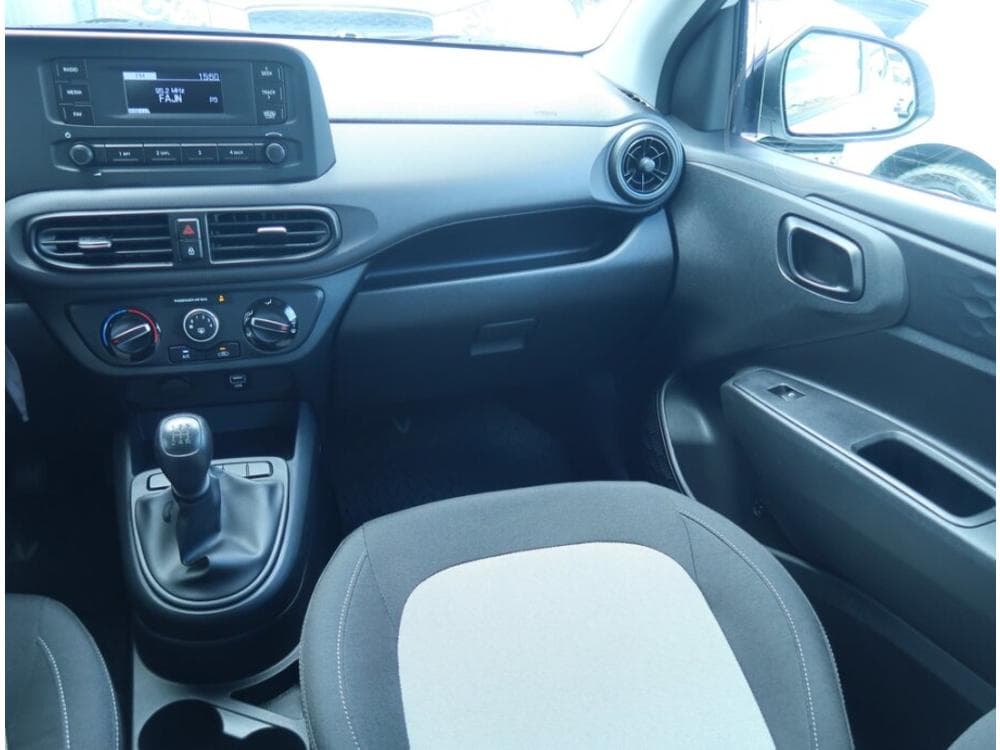 2021 Hyundai i10 - 8