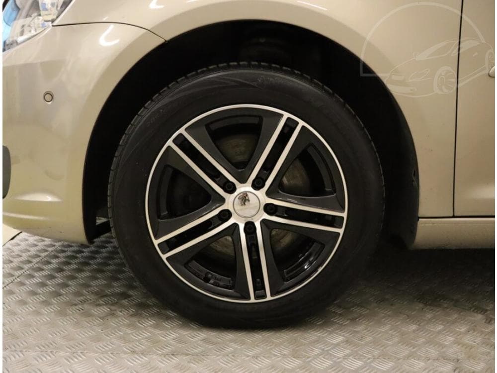 2012 Volkswagen TOURAN - 15