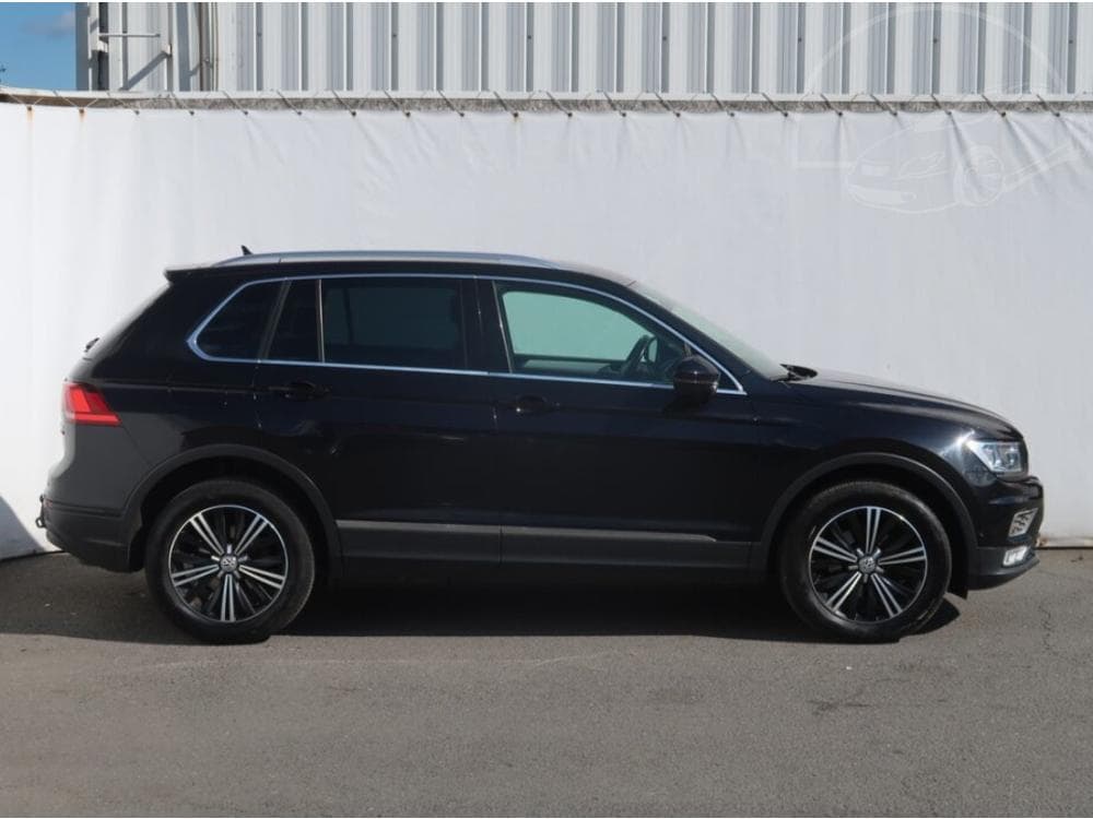 2016 Volkswagen TIGUAN - 6