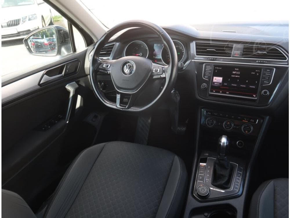 2016 Volkswagen TIGUAN - 7
