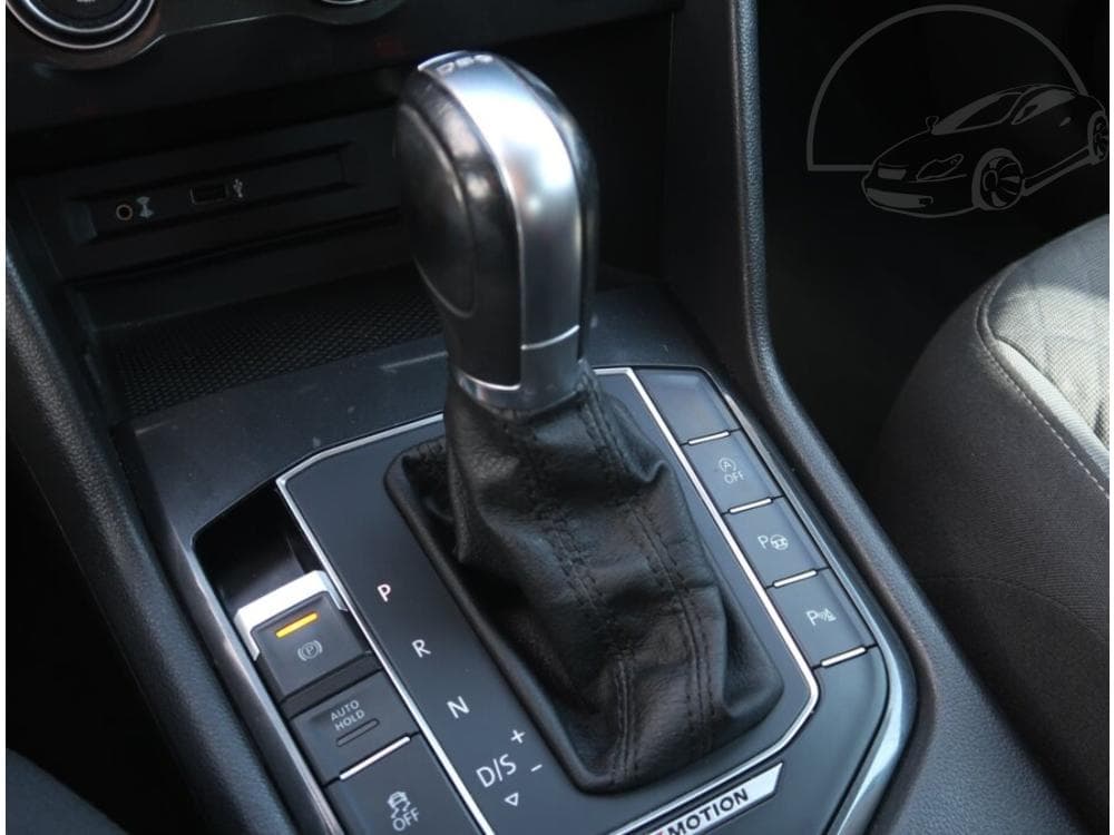 2016 Volkswagen TIGUAN - 13