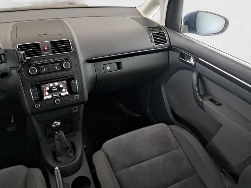 2011 Volkswagen TOURAN - 8