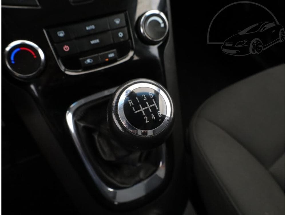 2012 Chevrolet ORLANDO - 11