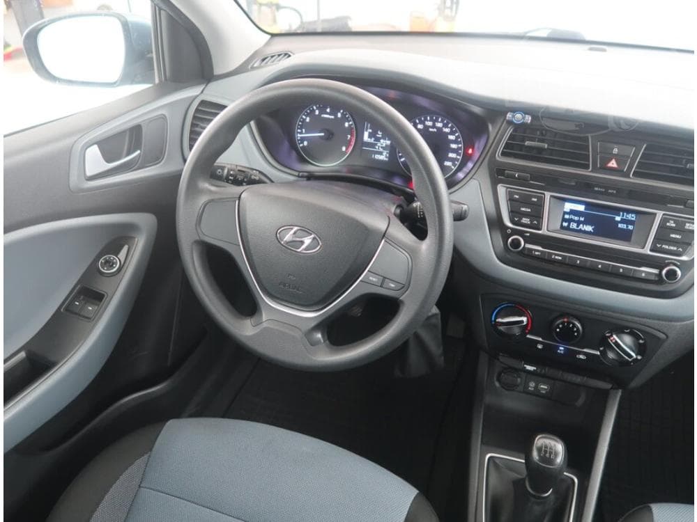 2016 Hyundai i20 - 7
