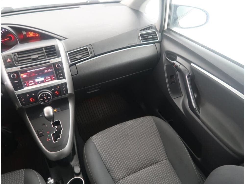 2013 Toyota VERSO - 8