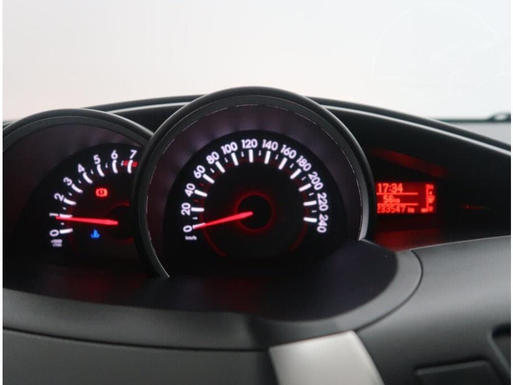 2013 Toyota VERSO - 11
