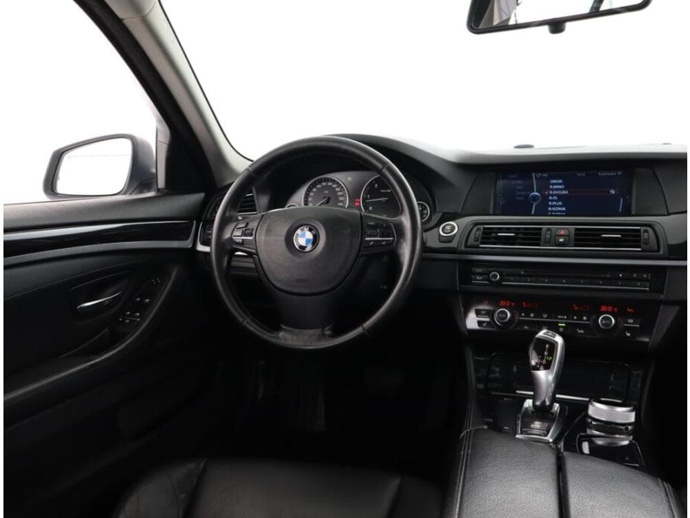 2010 BMW 5-SERIES - 7
