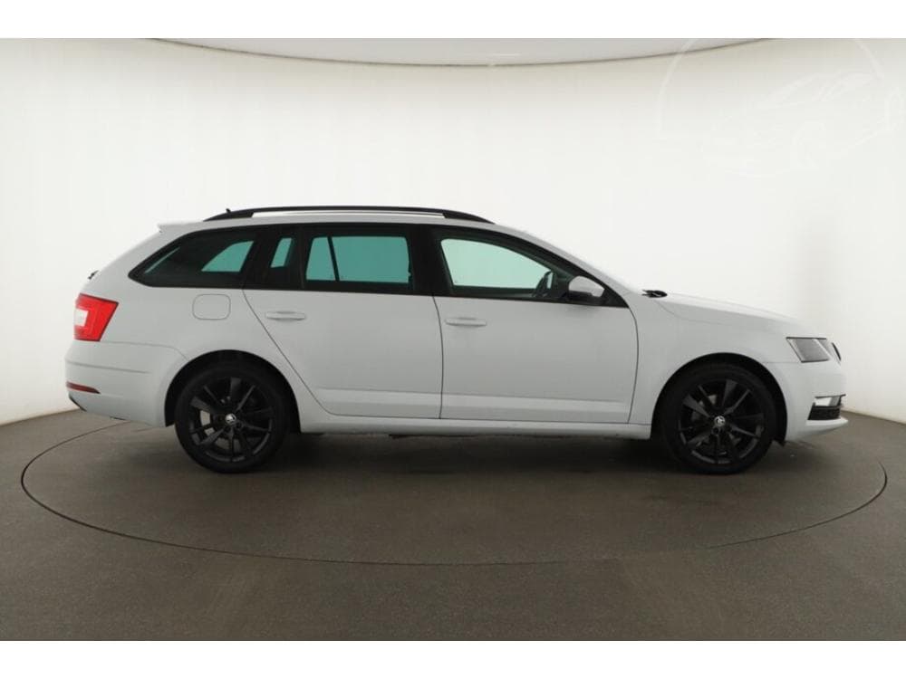 2019 Škoda OCTAVIA - 6