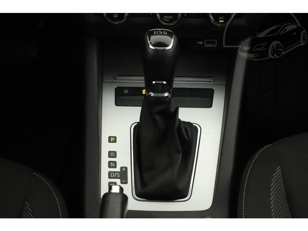 2019 Škoda OCTAVIA - 11