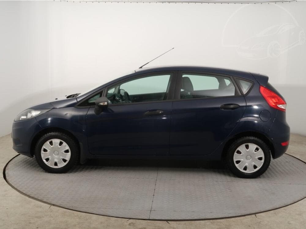 2010 Ford FIESTA - 3