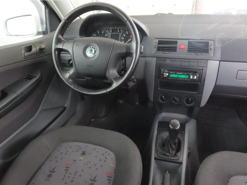 2004 Škoda FABIA - 7
