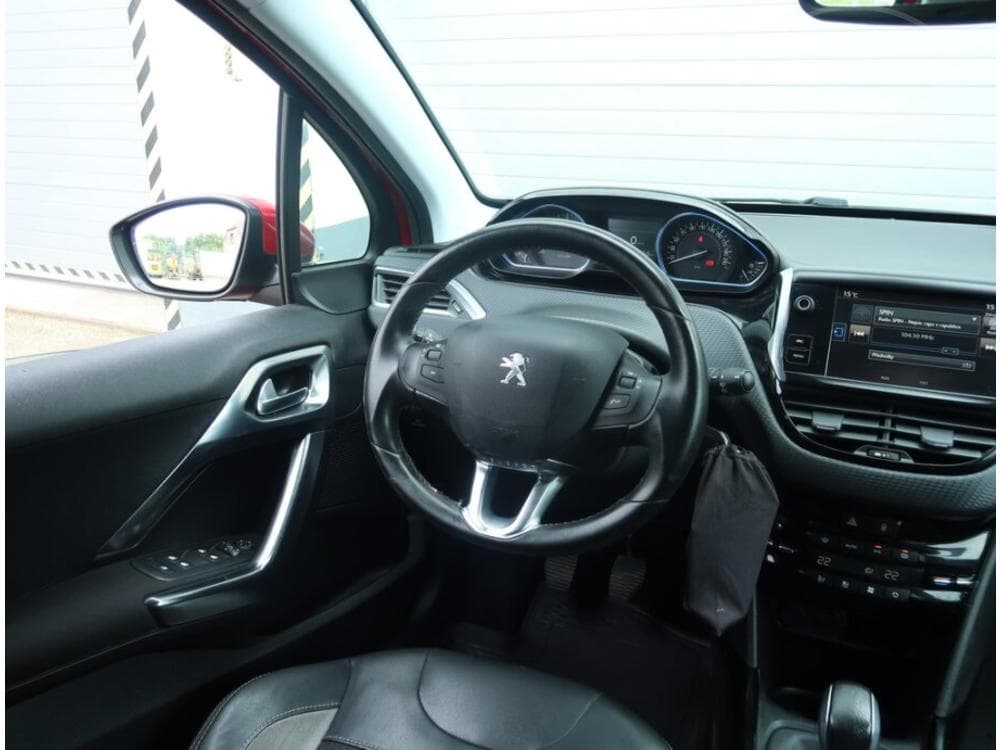 2016 Peugeot 2008 - 7
