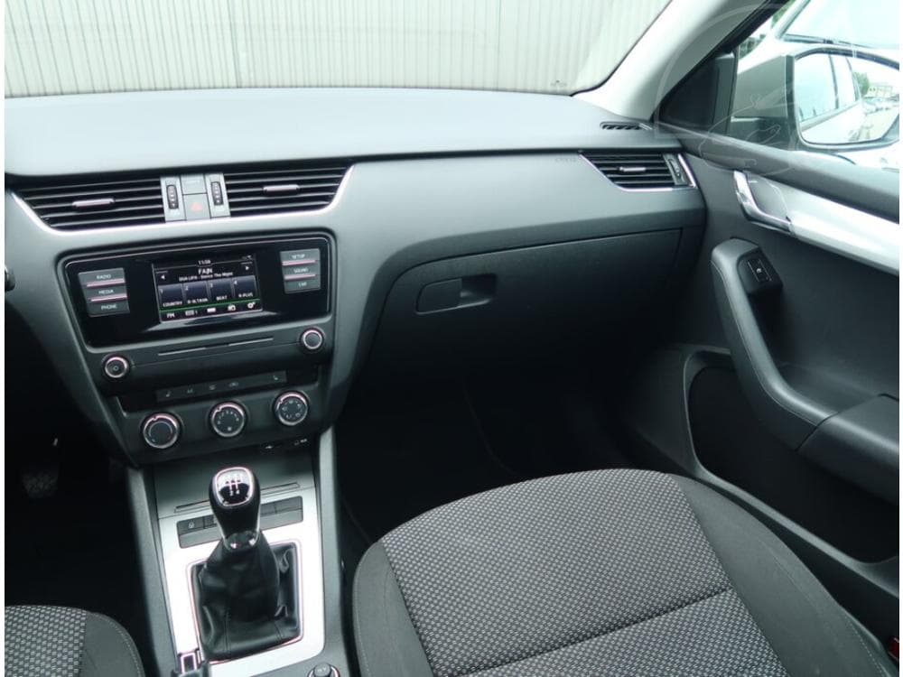 2016 Škoda OCTAVIA - 8