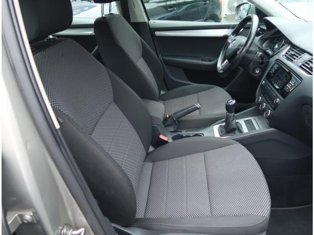 2016 Škoda OCTAVIA - 9
