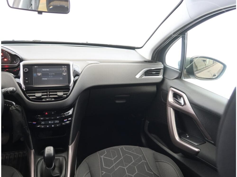 2016 Peugeot 2008 - 8