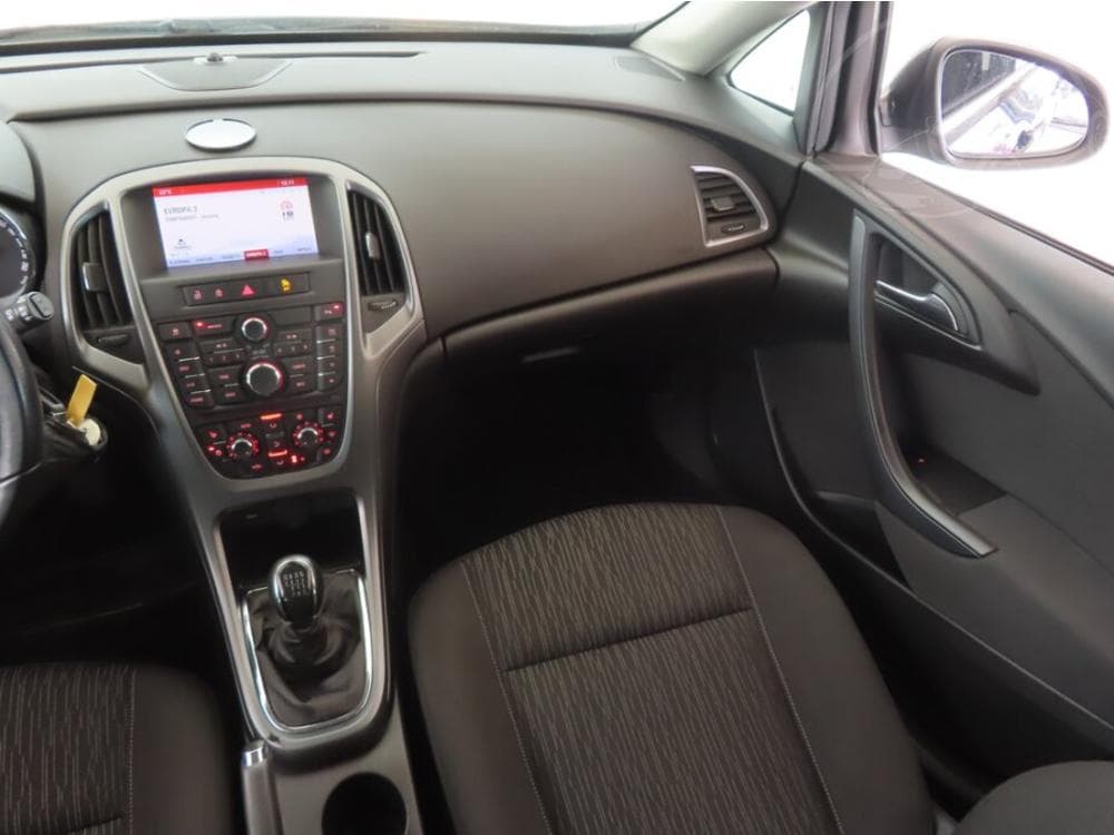 2015 Opel ASTRA - 8