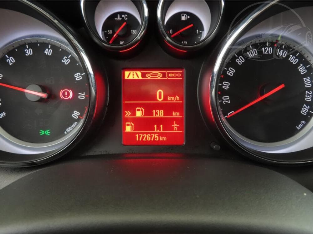 2015 Opel ASTRA - 11
