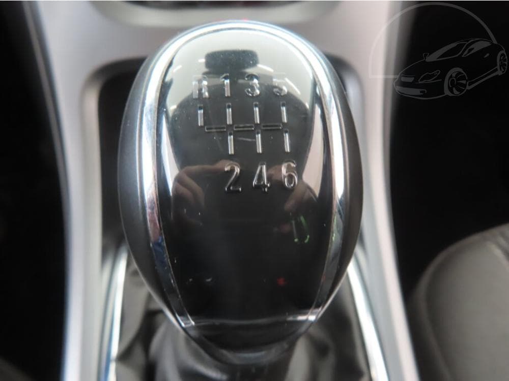 2015 Opel ASTRA - 13