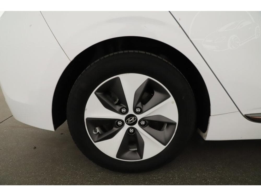 2019 Hyundai IONIQ - 12