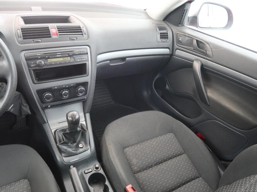 2011 Škoda OCTAVIA - 8