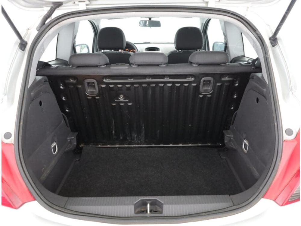 2007 Opel CORSA - 12