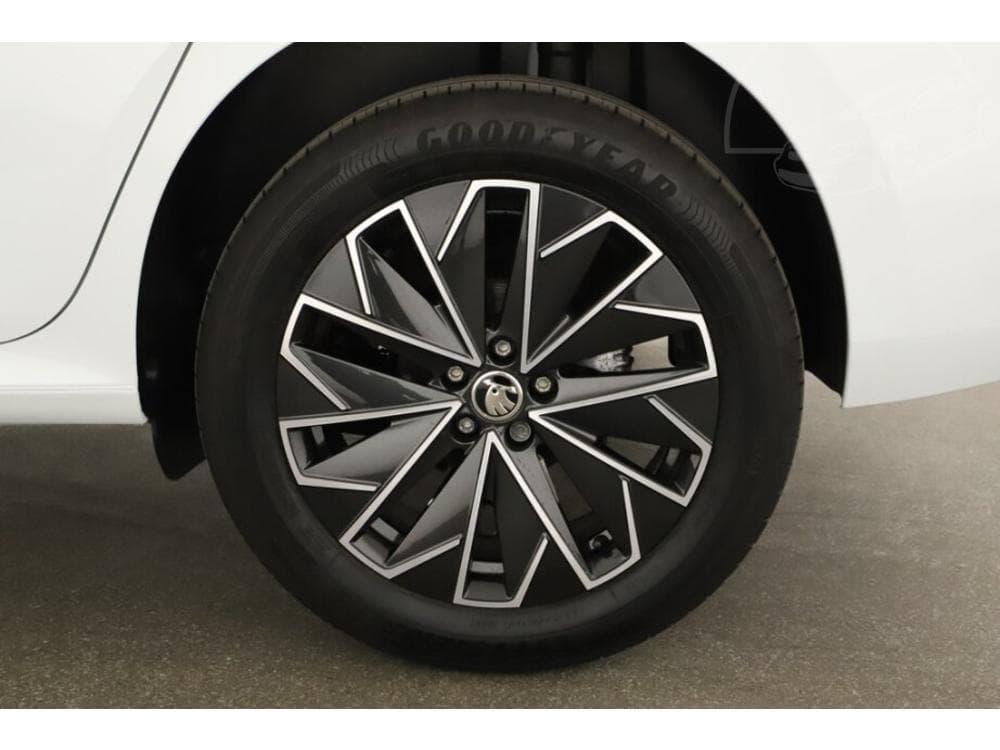 2025 Škoda KAMIQ - 11