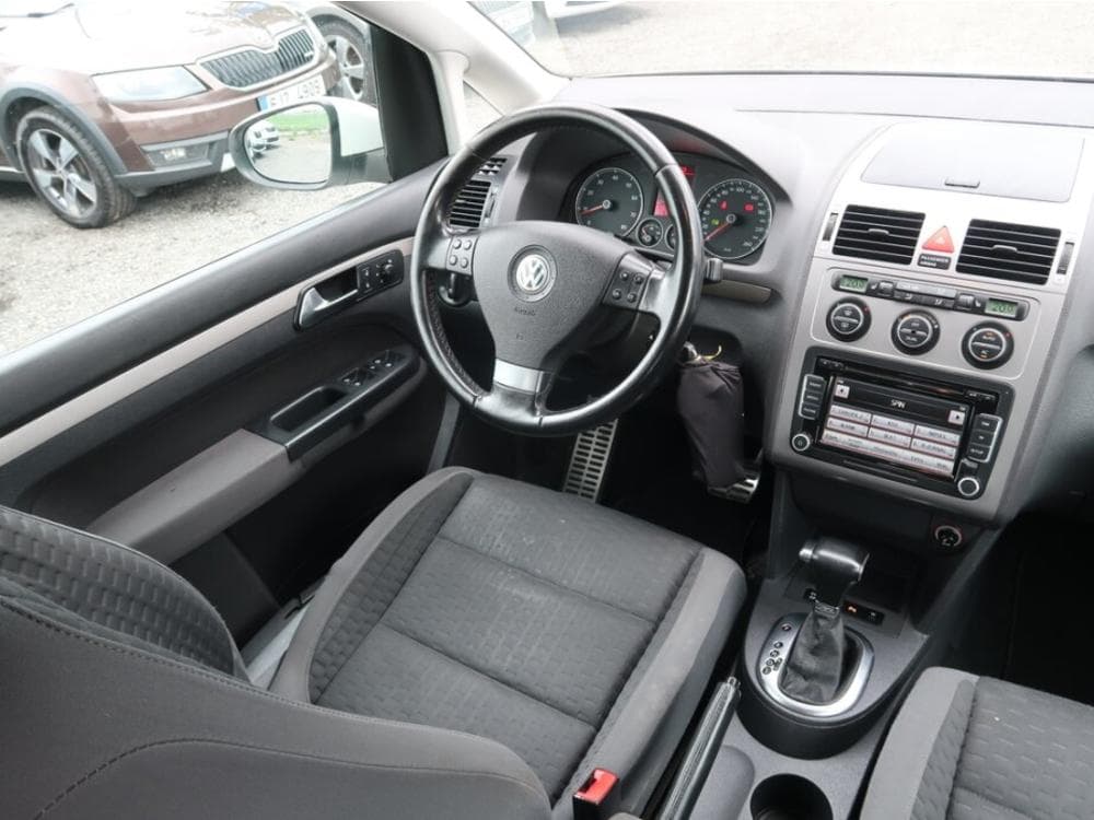 2010 Volkswagen TOURAN - 7
