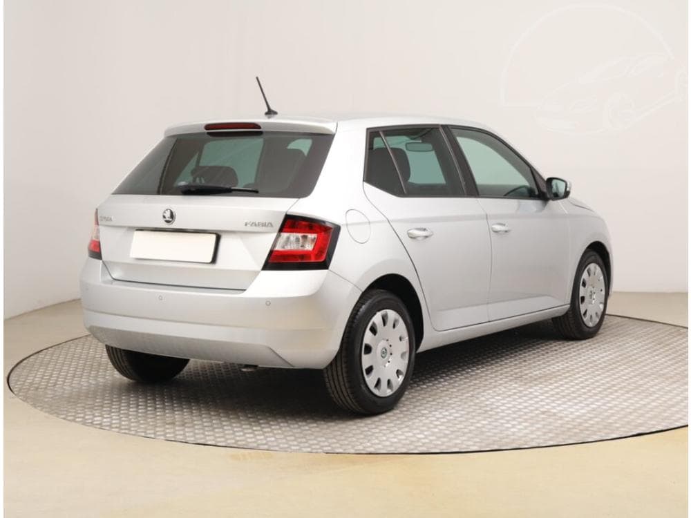 2015 Škoda FABIA - 5