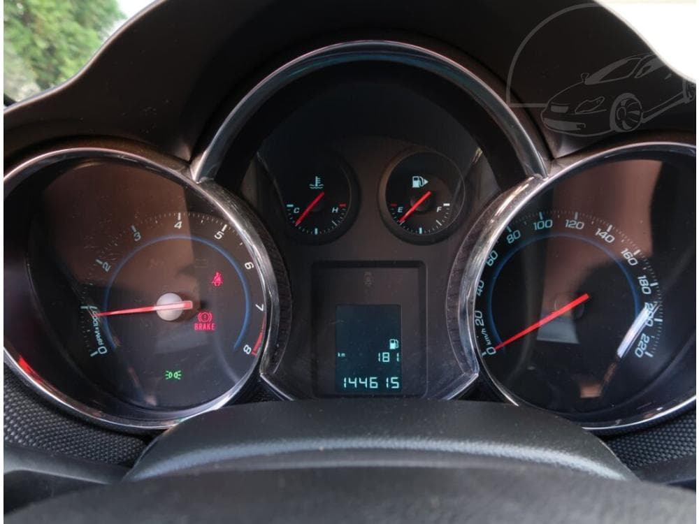 2013 Chevrolet CRUZE - 11