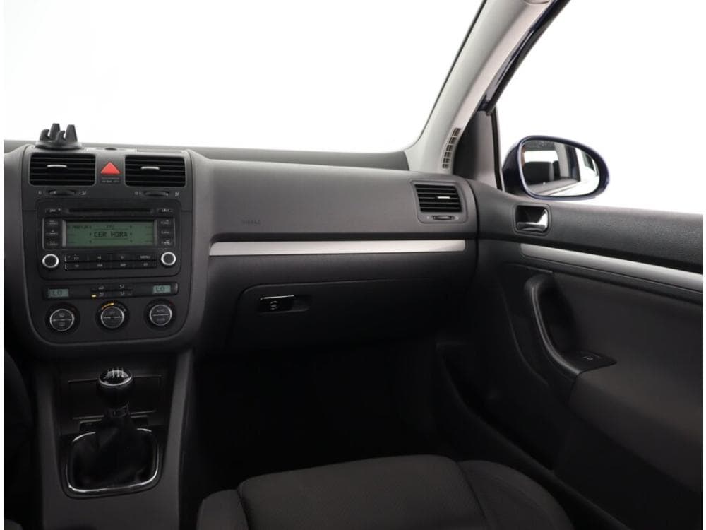 2005 Volkswagen GOLF - 8