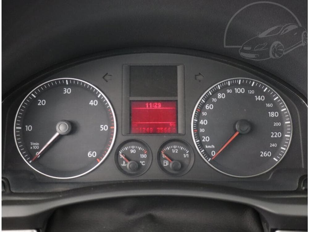2005 Volkswagen GOLF - 11