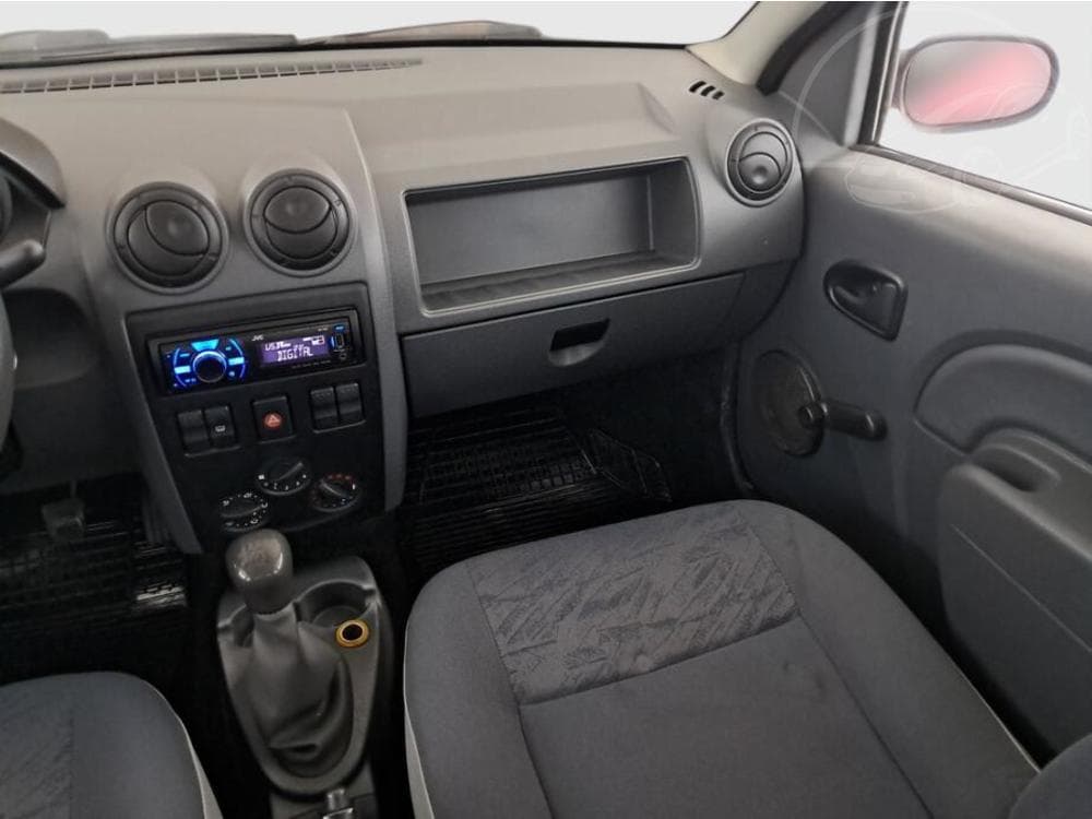 2005 Dacia LOGAN - 8