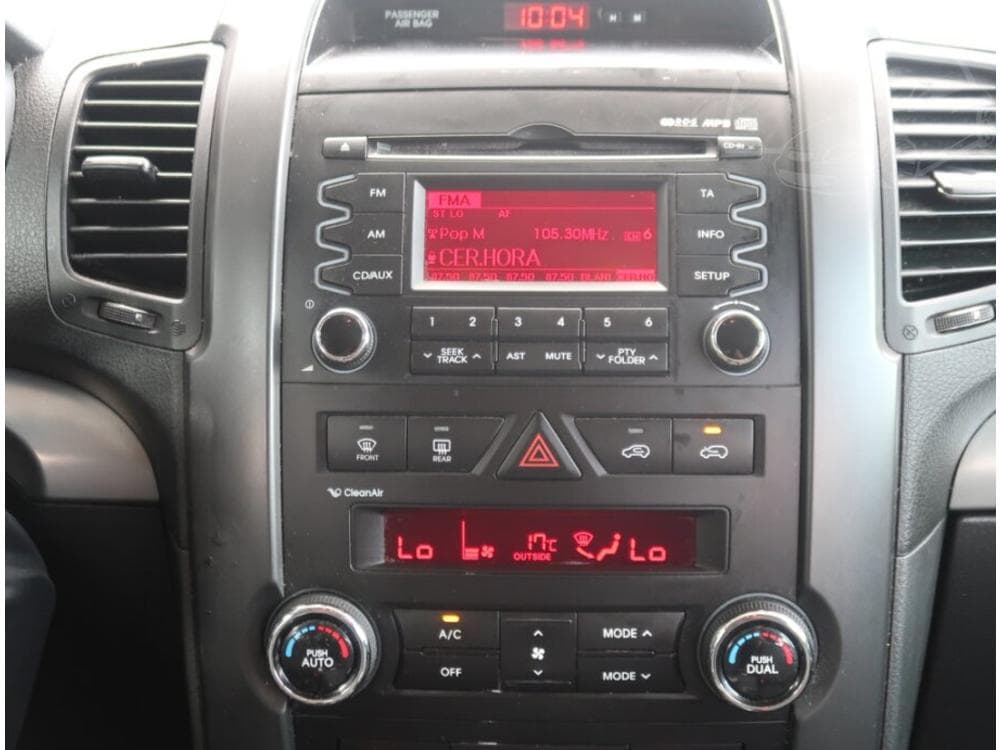 2011 Kia SORENTO - 12