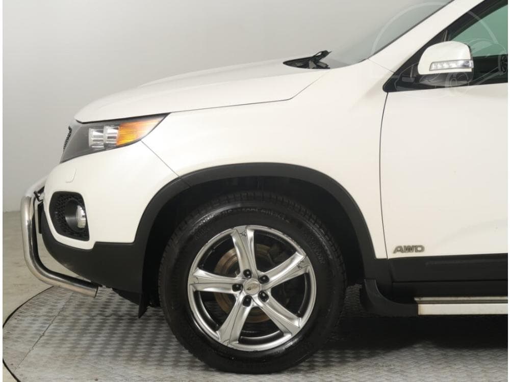 2011 Kia SORENTO - 14