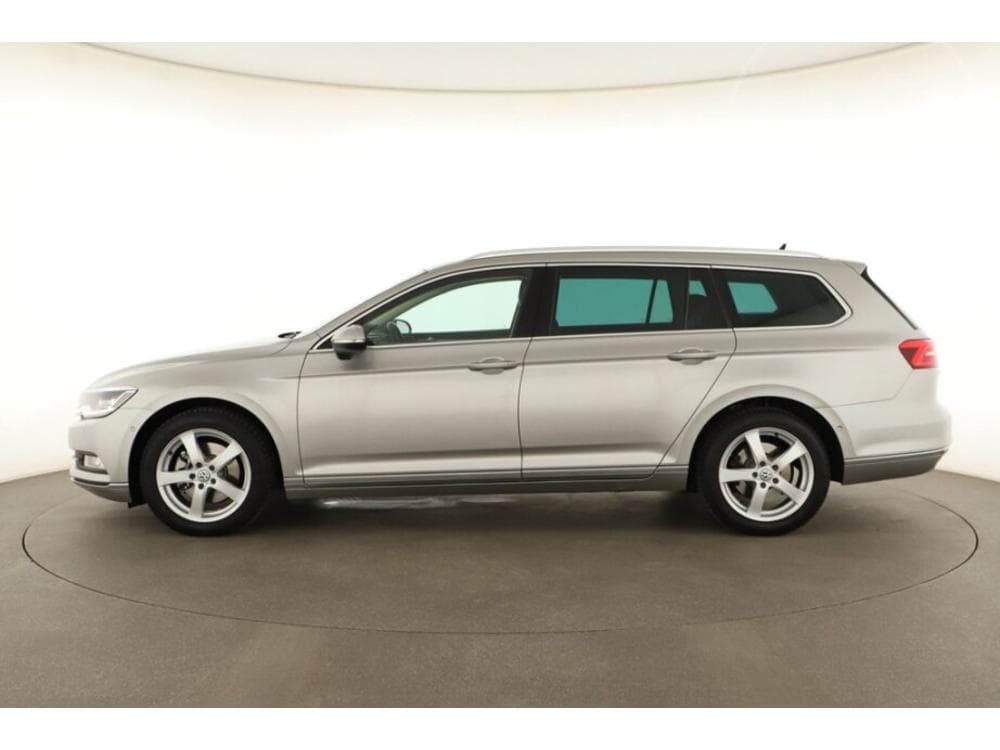 2016 Volkswagen PASSAT - 3