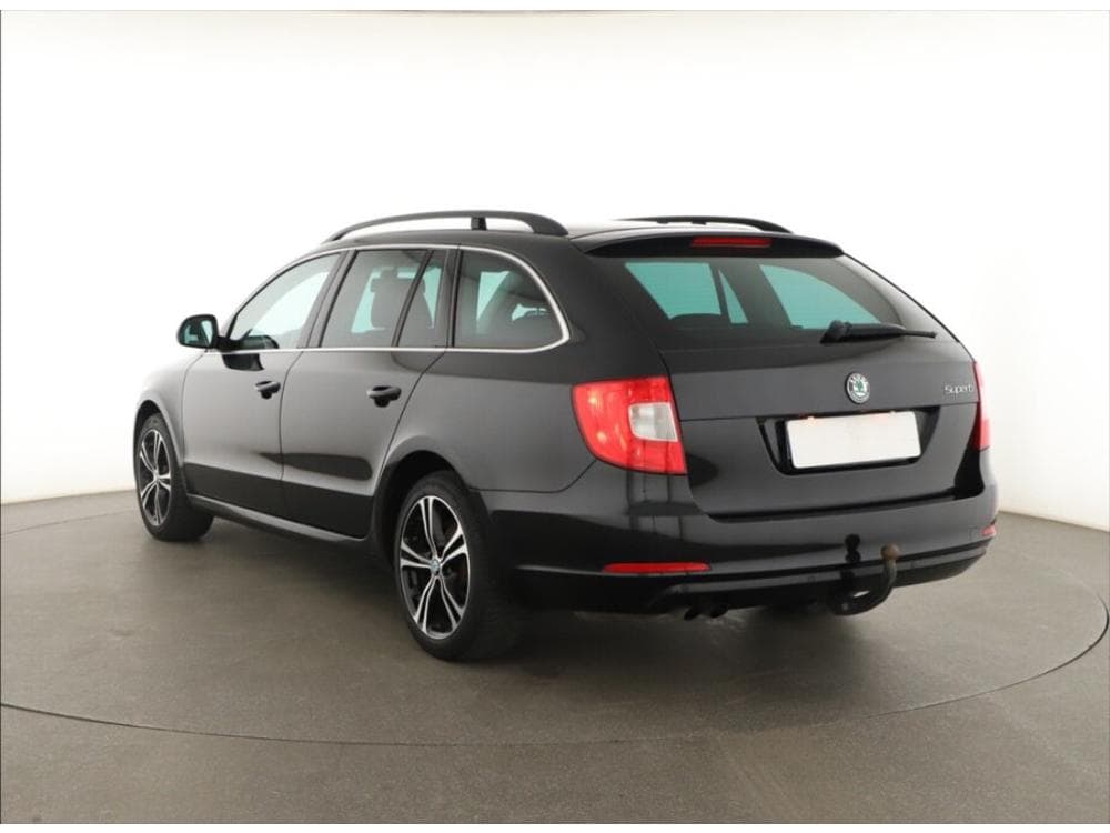 2012 Škoda SUPERB - 4