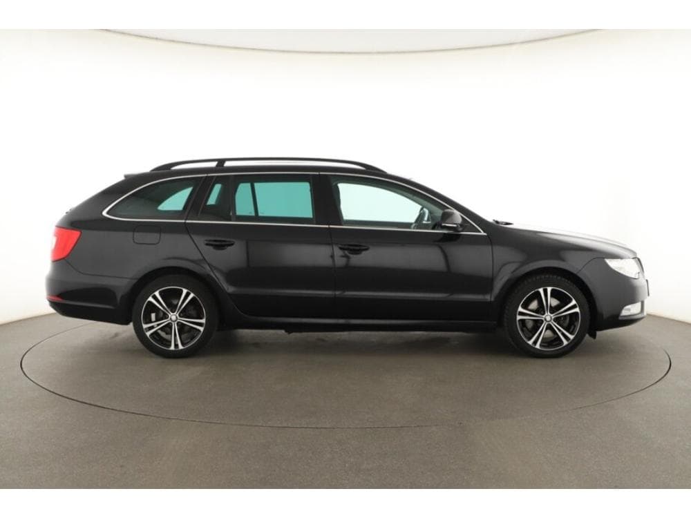 2012 Škoda SUPERB - 6