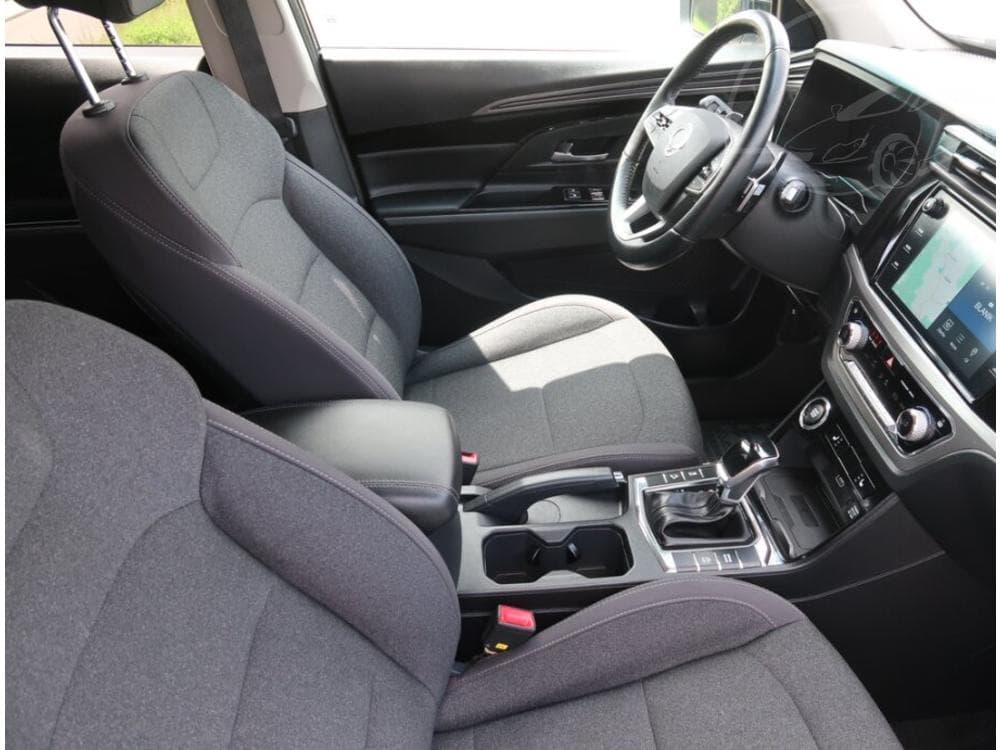 2025 SsangYong KORANDO - 9