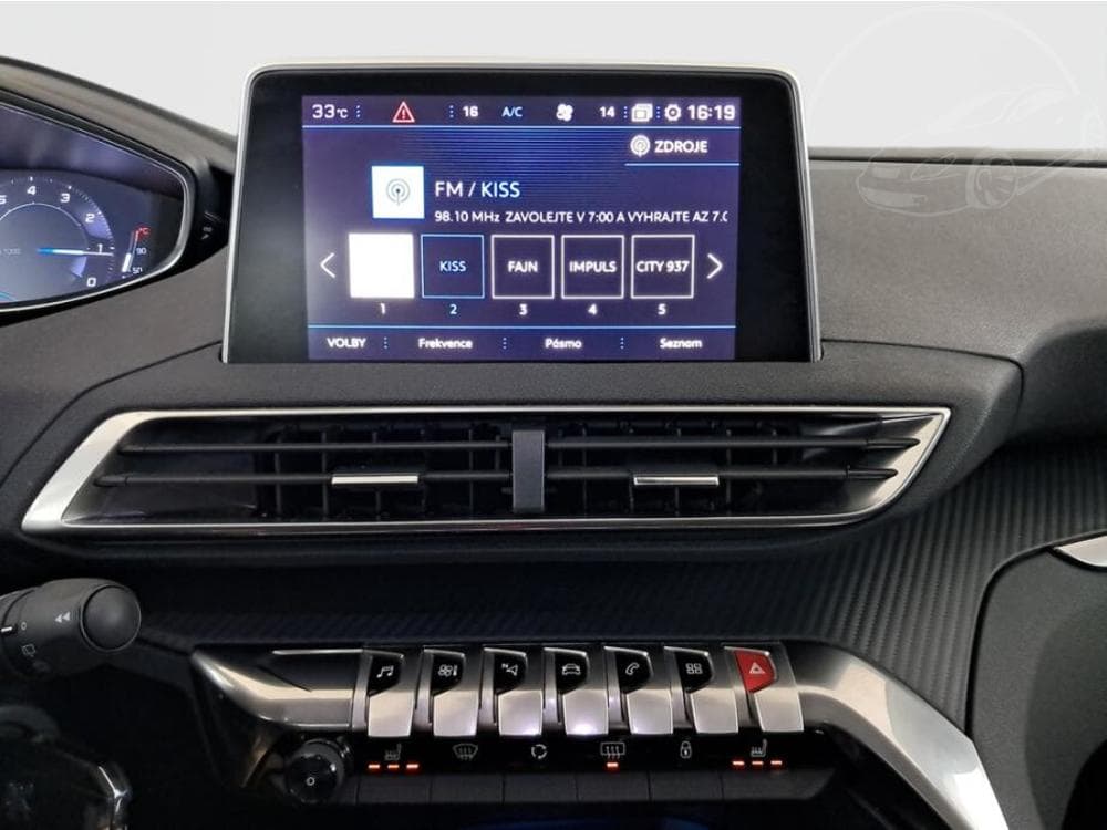 2017 Peugeot 3008 - 12