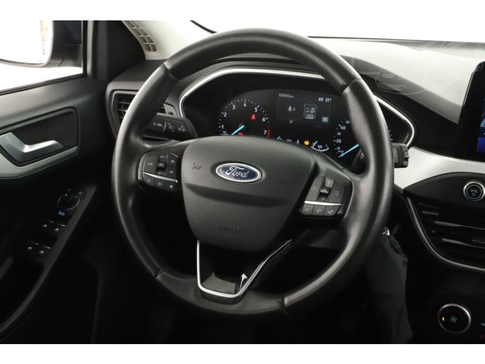 2021 Ford FOCUS - 8