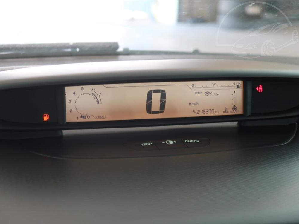 2010 Citroen C4 - 11