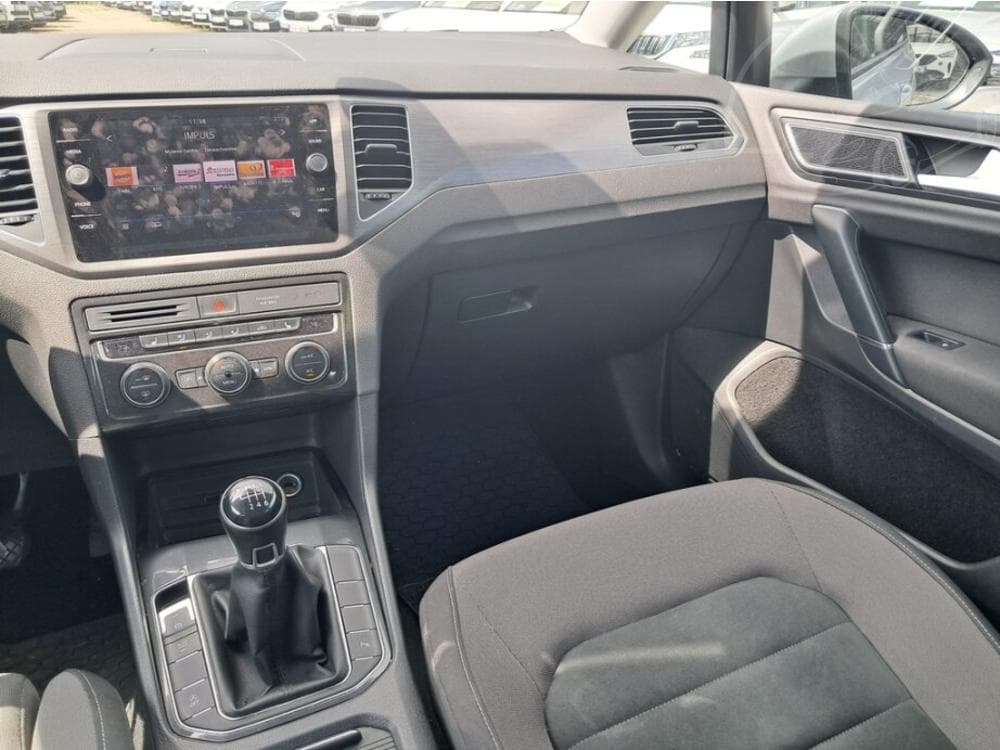 2019 Volkswagen GOLF - 8