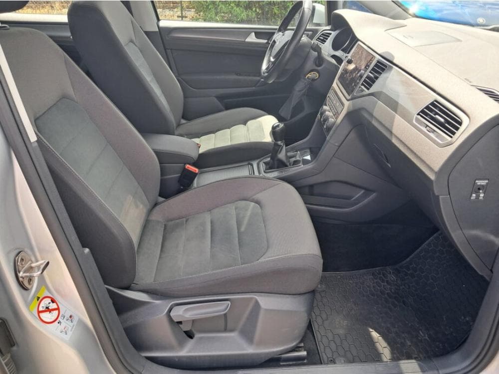 2019 Volkswagen GOLF - 9