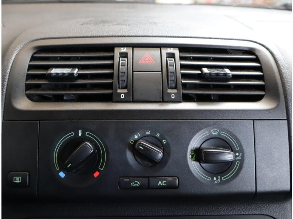 2011 Škoda ROOMSTER - 12
