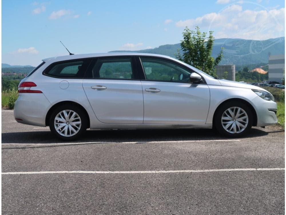 2015 Peugeot 308 - 6