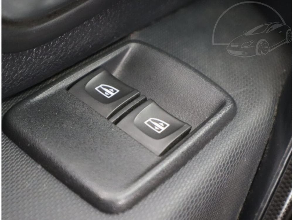 2018 Dacia SANDERO - 13