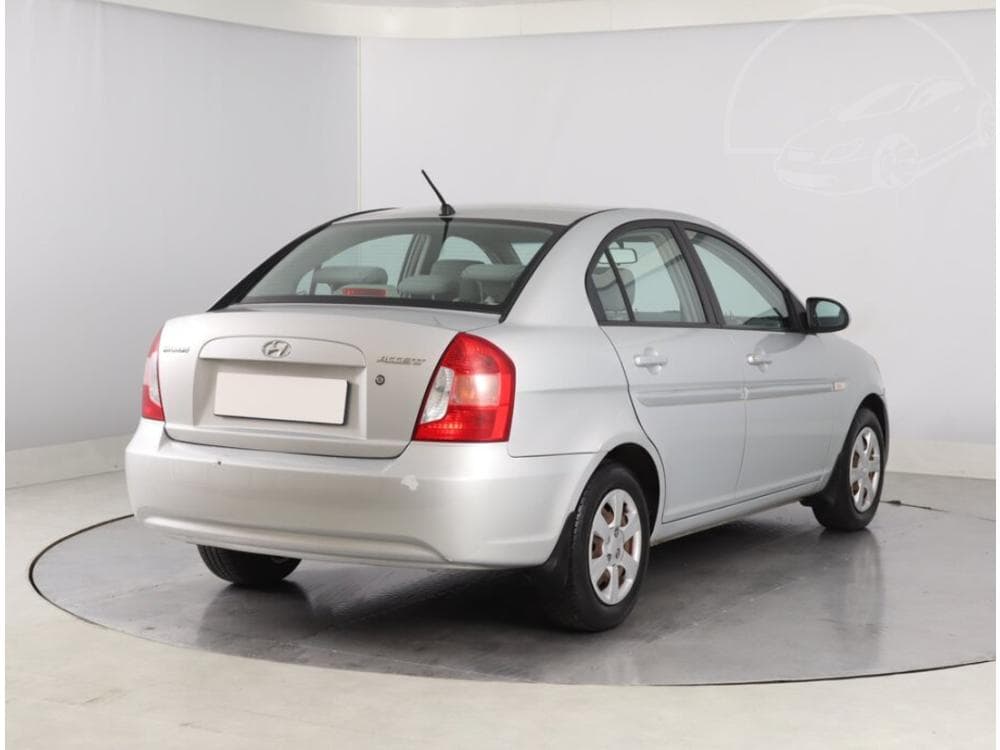 2007 Hyundai ACCENT - 5