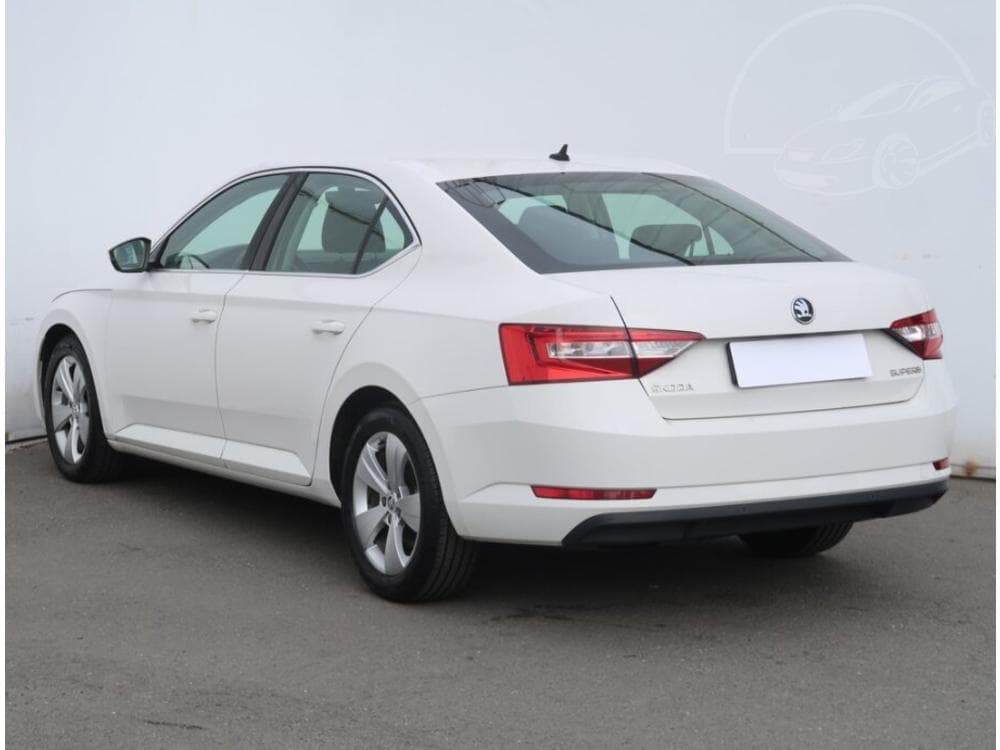 2017 Škoda SUPERB - 4